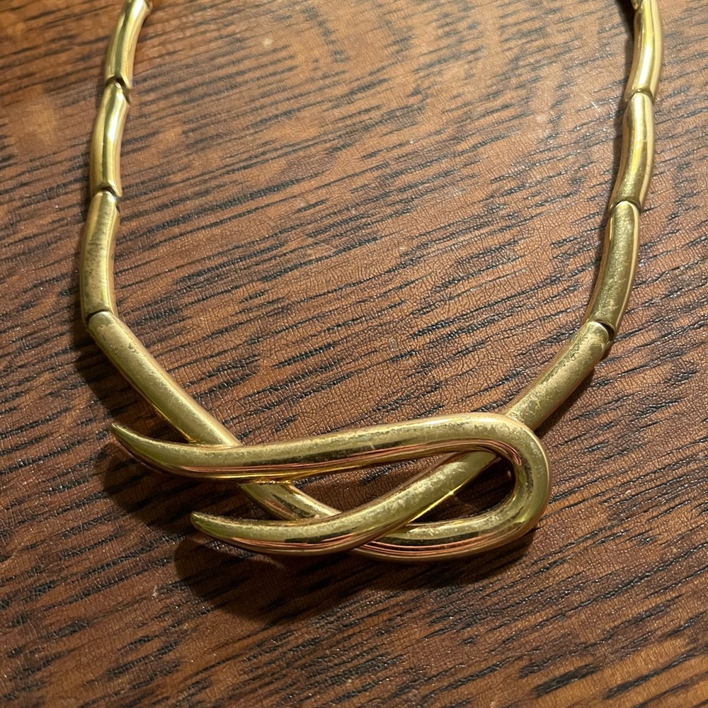 🌸Closet Clean Out🌸 Monet Gold Necklace